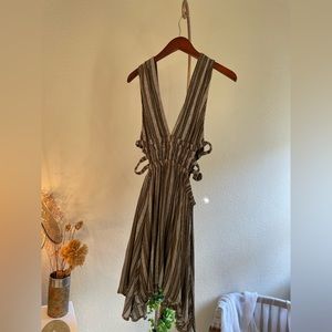 Green stripe flowy dress.